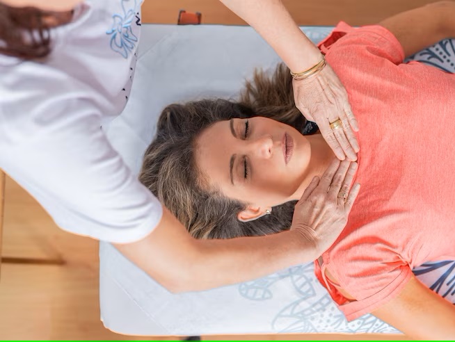 professional-therapist-performing